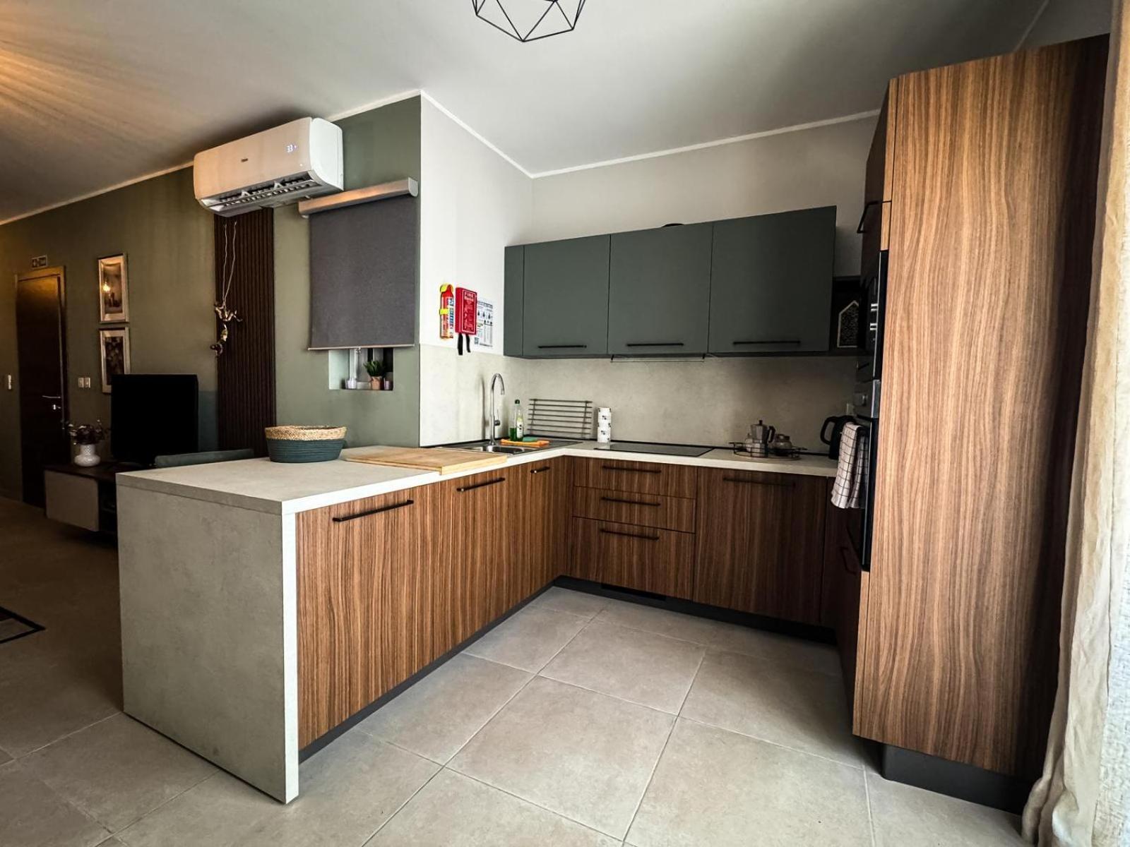 Centrally Located, Well Equipped, Stylish Flat. 세인트폴스베이 외부 사진